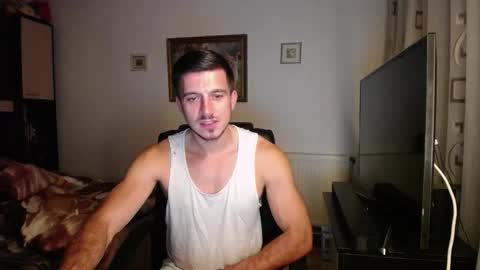 Snapshot of beauty_hard_beast chatting on 10/06/25, 09:56 Mia and Jake online show from 10/06/25, 09:56