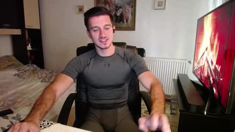 Snapshot of beauty_hard_beast chatting on 10/11/25, 10:36 Mia and Jake online show from 10/11/25, 10:36