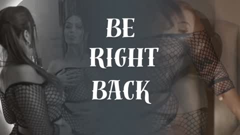 Snapshot of beauty_milf4 chatting on 01/22/25, 10:48 Chantall online show from 01/22/25, 10:48