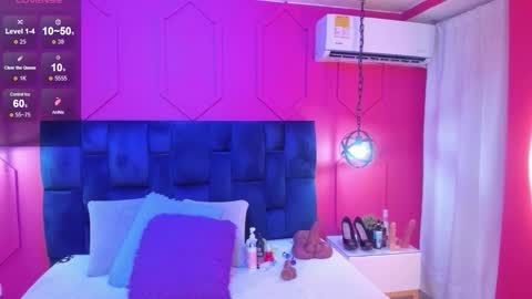 Snapshot of beauty_milf4 chatting on 12/03/25, 11:19 Chantall online show from 12/03/25, 11:19