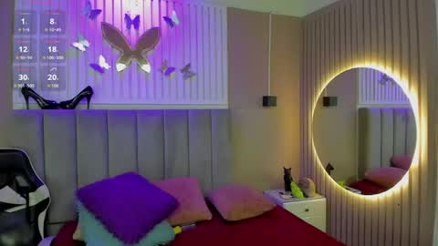 Chantall online show from 07/15/26, 11:48