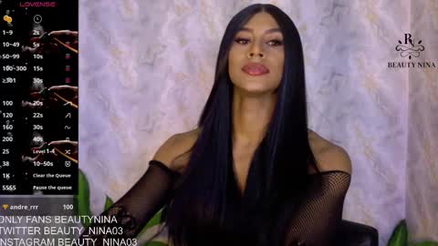 beauty_nina online show from 10/18/25, 11:11