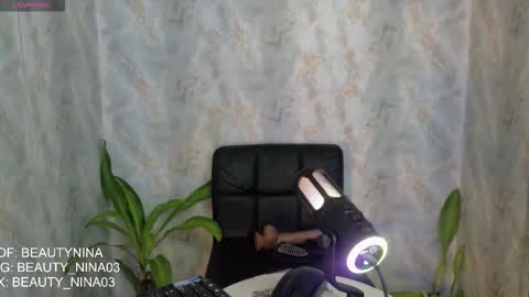 beauty_nina online show from 01/15/26, 01:48