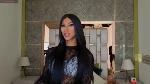 beauty_nina online show from 05/25/26, 01:39