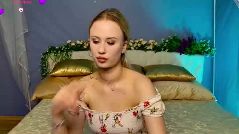 Snapshot of beauty_sashaxx chatting on 06/27/26, 05:18 beauty Sasha online show from 06/27/26, 05:18