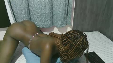 Amara online show from 04/14/26, 06:47