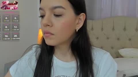 Ariana Reyes online show from 09/09/25, 12:26