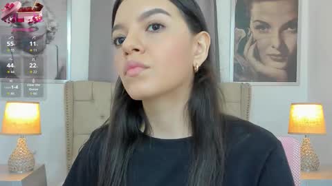 Ariana Reyes online show from 09/11/25, 12:16