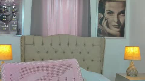 Snapshot of beautyari_ chatting on 05/07/26, 01:27 Ariana Reyes online show from 05/07/26, 01:27