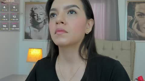 Snapshot of beautyari_ chatting on 05/13/26, 12:24 Ariana Reyes online show from 05/13/26, 12:24