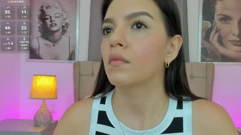 Snapshot of beautyari_ chatting on 05/16/26, 12:26 Ariana Reyes online show from 05/16/26, 12:26