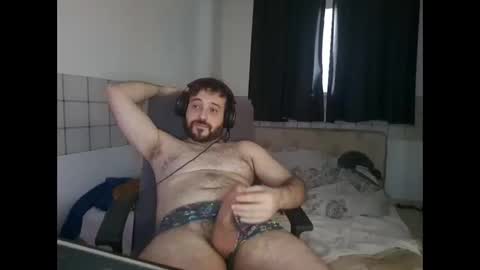 Snapshot of beautycock6911 chatting on 01/10/25, 06:17 Billy BWC online show from 01/10/25, 06:17