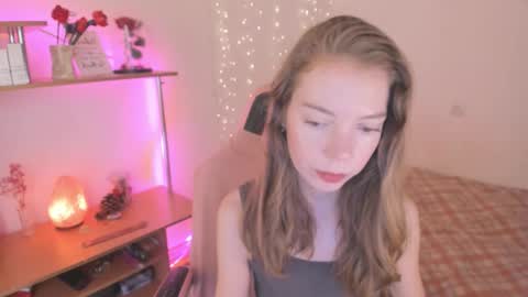 Snapshot of beautyeliise chatting on 09/22/25, 09:00 Eliise online show from 09/22/25, 09:00