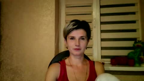 Snapshot of beautyksenia chatting on 11/15/25, 08:38 BeautyKsenia online show from 11/15/25, 08:38