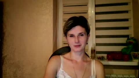 Snapshot of beautyksenia chatting on 11/29/25, 09:40 BeautyKsenia online show from 11/29/25, 09:40