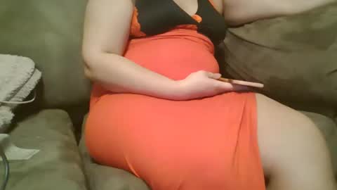 Snapshot of beautyloves chatting on 03/11/25, 04:07 Beauty online show from 03/11/25, 04:07