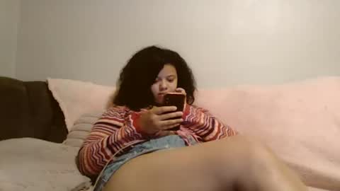 Snapshot of beautyloves chatting on 11/08/25, 06:07 Beauty online show from 11/08/25, 06:07