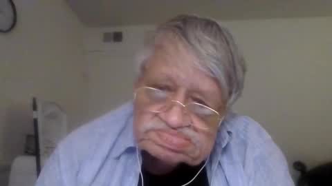 Snapshot of beautytomyeyes chatting on 10/30/25, 12:56 beautytomyeyes online show from 10/30/25, 12:56