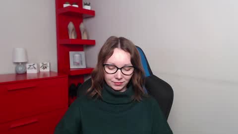 Snapshot of beautyzoexx chatting on 12/13/24, 07:36 Zoe online show from 12/13/24, 07:36