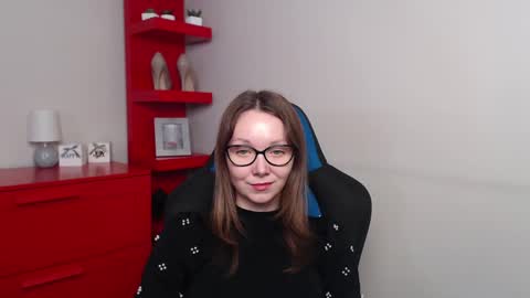 Snapshot of beautyzoexx chatting on 12/16/24, 07:26 Zoe online show from 12/16/24, 07:26