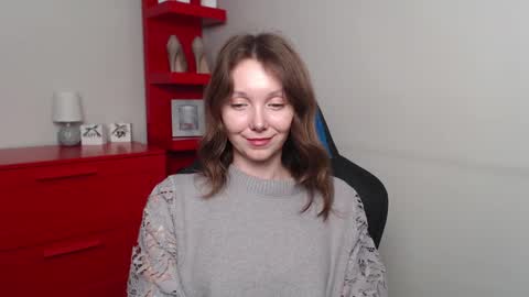 Snapshot of beautyzoexx chatting on 12/19/24, 12:45 Zoe online show from 12/19/24, 12:45