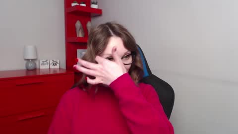 Snapshot of beautyzoexx chatting on 12/30/24, 09:27 Zoe online show from 12/30/24, 09:27