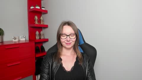 Snapshot of beautyzoexx chatting on 09/19/25, 06:48 Zoe online show from 09/19/25, 06:48