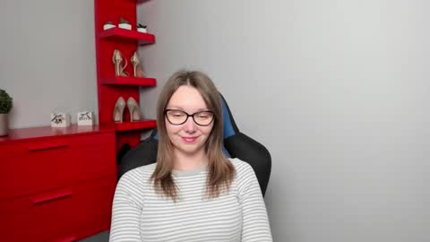 Snapshot of beautyzoexx chatting on 10/01/25, 05:46 Zoe online show from 10/01/25, 05:46