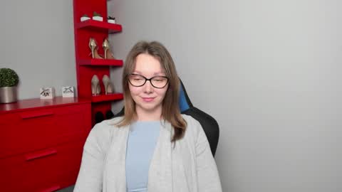 Snapshot of beautyzoexx chatting on 10/10/25, 07:29 Zoe online show from 10/10/25, 07:29