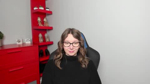 Snapshot of beautyzoexx chatting on 10/21/25, 05:41 Zoe online show from 10/21/25, 05:41