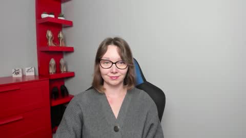 Snapshot of beautyzoexx chatting on 12/22/25, 08:00 Zoe online show from 12/22/25, 08:00