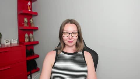 Zoe online show from 05/25/26, 06:30