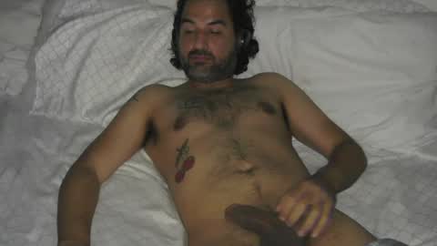 Snapshot of beaverpounder chatting on 10/06/25, 04:54 Beaverpounder free online show from 10/06/25, 04:54