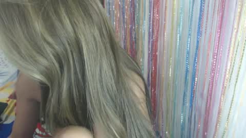 Snapshot of bebelove25 chatting on 02/05/25, 02:08 bebelove25 online show from 02/05/25, 02:08