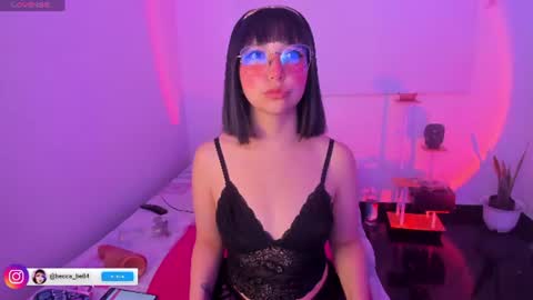 Snapshot of becca_be_ chatting on 07/11/26, 04:37 Becca is here online show from 07/11/26, 04:37