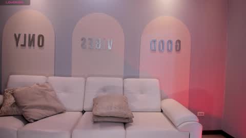 Snapshot of beccabaxter chatting on 11/09/25, 06:06 Am Becca online show from 11/09/25, 06:06