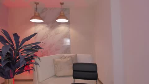 Snapshot of beccabaxter chatting on 11/11/25, 06:30 Am Becca online show from 11/11/25, 06:30