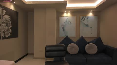 Snapshot of beccabaxter chatting on 11/24/25, 08:30 Am Becca online show from 11/24/25, 08:30