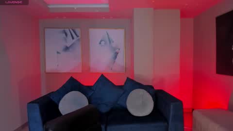 Snapshot of beccabaxter chatting on 11/26/25, 06:53 Am Becca online show from 11/26/25, 06:53