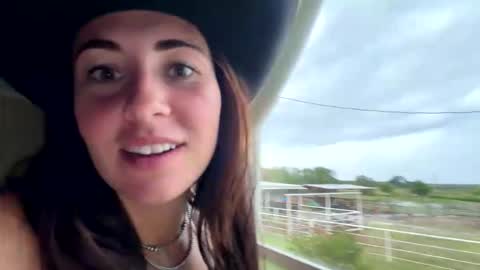 beccaraexoxo online show from 05/27/26, 12:29