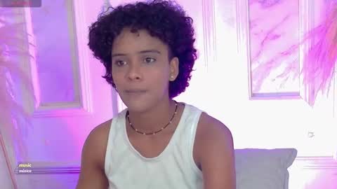 Snapshot of beckablue chatting on 02/27/26, 01:11 Beecckkkaaa online show from 02/27/26, 01:11