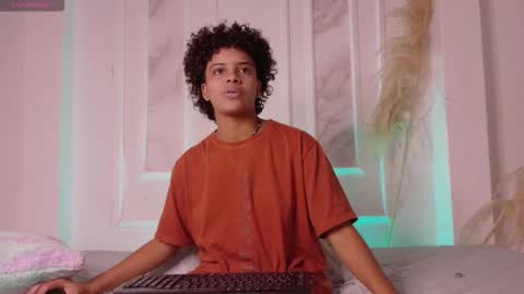 Snapshot of beckablue chatting on 03/02/26, 01:51 Beecckkkaaa online show from 03/02/26, 01:51