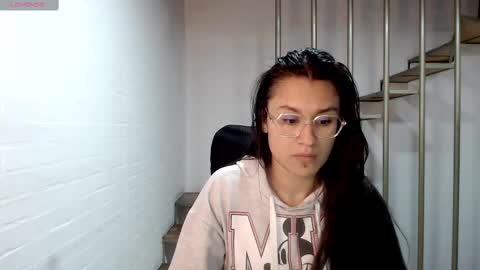 Snapshot of beckdymon chatting on 03/10/25, 06:49 Daniela online show from 03/10/25, 06:49