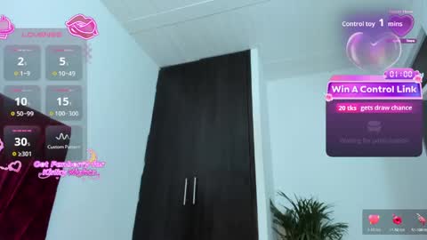 Snapshot of beckyrogue_44 chatting on 05/05/26, 09:17 beckyrogue_44 online show from 05/05/26, 09:17