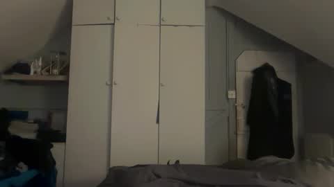 bedfordbottom26 online show from 03/22/26, 12:36