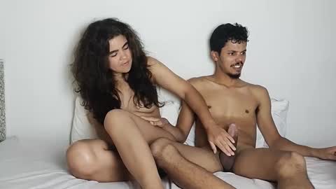 Snapshot of bedroom_234 chatting on 11/19/25, 12:21 Bedroom 234 online show from 11/19/25, 12:21