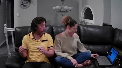 Bedroom king and queen online show from 01/03/25, 02:43