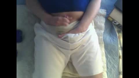 Snapshot of bedwetboy chatting on 12/29/24, 07:53 Bedwetboys online show from 12/29/24, 07:53