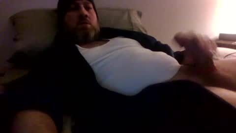 Snapshot of beekstar chatting on 12/19/25, 07:21 beekstar online show from 12/19/25, 07:21