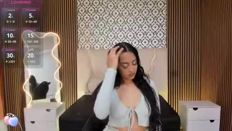 BELLA online show from 11/12/25, 03:34